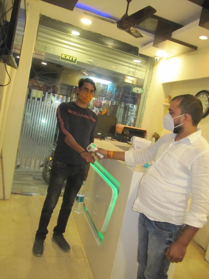 Hotel Arjun New Delhi Eksteriør billede