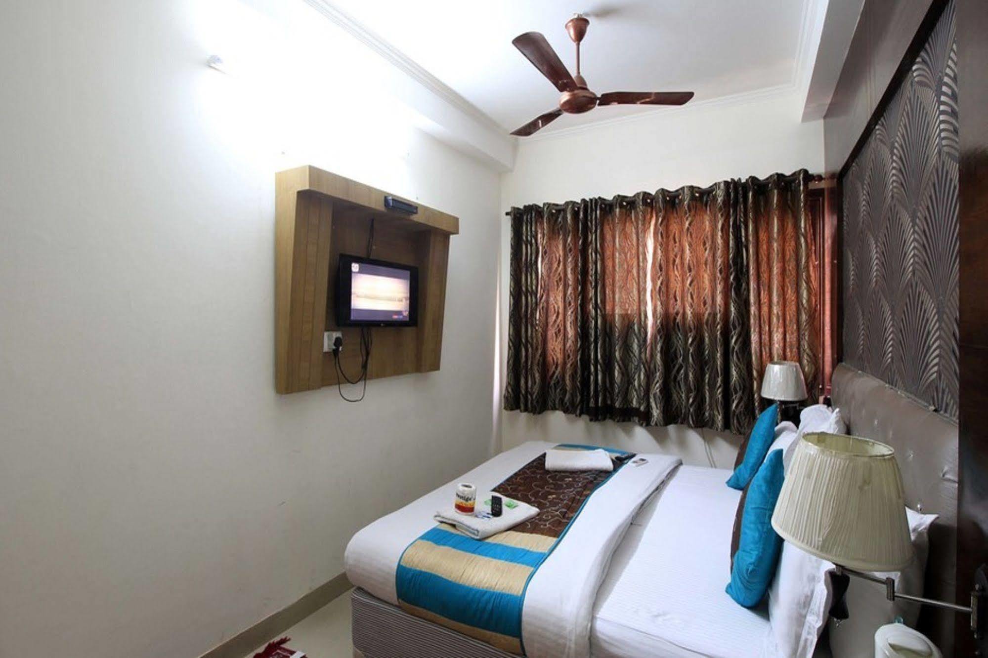 Hotel Arjun New Delhi Eksteriør billede